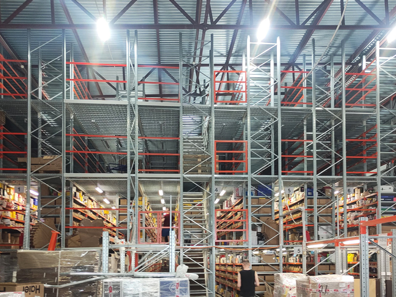 Второй этап мезонина в Химках